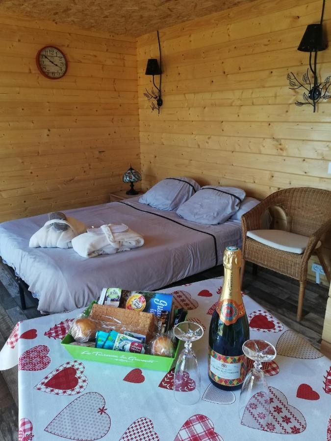 Charmant Chalet Pour 2 Personnes Spa Prive Massillargues-Attuech Екстер'єр фото